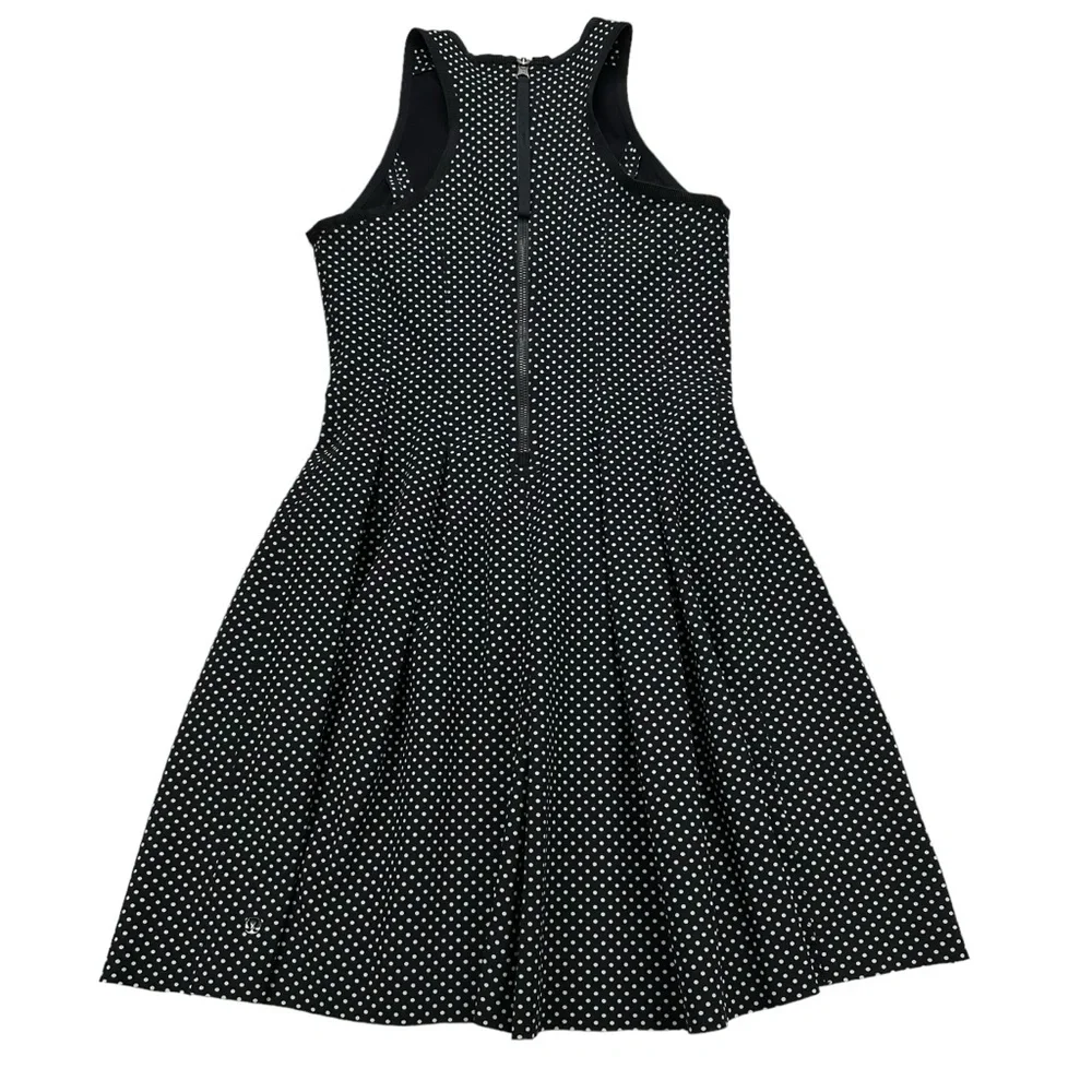 Lululemon Here To There Dress, 4/6 - Picture 4 of 9